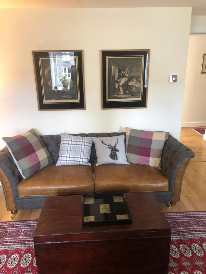 Loch Ness Moat House Apartments Fort Augustus Exterior photo